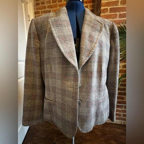 100% Virgin Wool Pendleton Blazer - Main Image